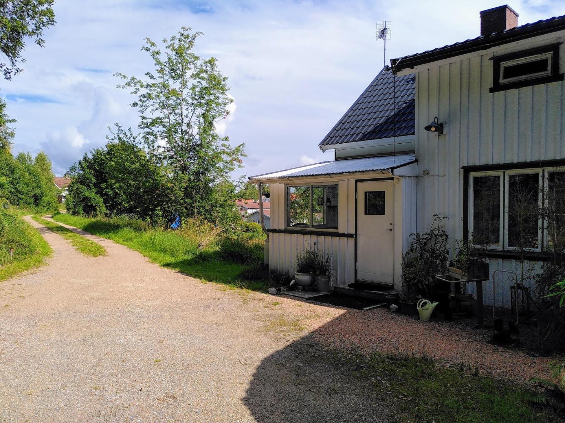 Lägenhet naturnära i Henån Exteriör bild